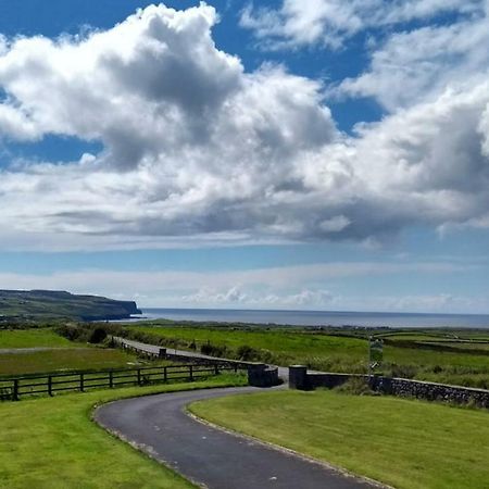 Ceol Na Dtonnta Hotell Doolin Eksteriør bilde