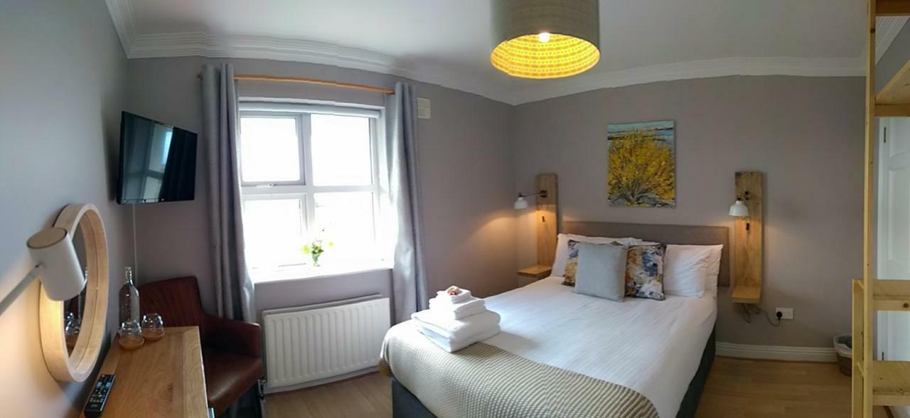 Ceol Na Dtonnta Hotell Doolin Eksteriør bilde
