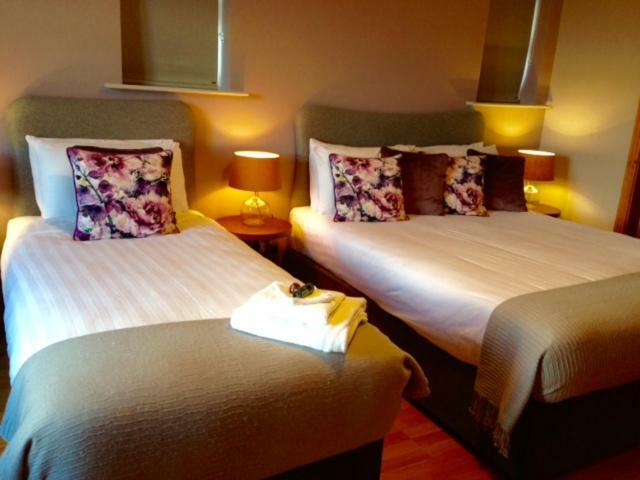 Ceol Na Dtonnta Hotell Doolin Eksteriør bilde