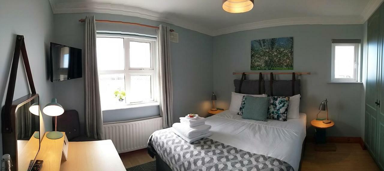 Ceol Na Dtonnta Hotell Doolin Eksteriør bilde